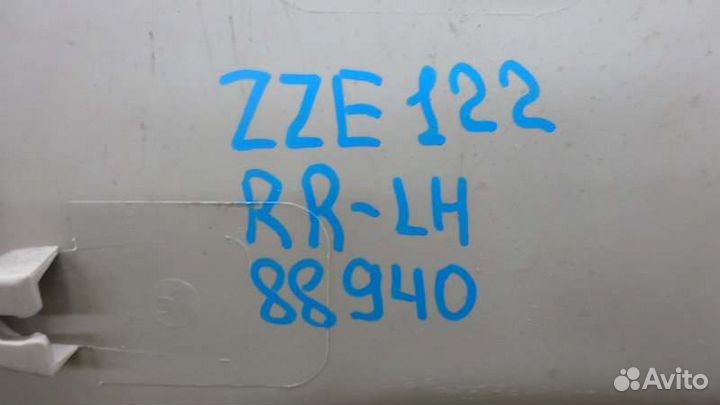 Обшивка багажника левая Toyota Corolla Spacio