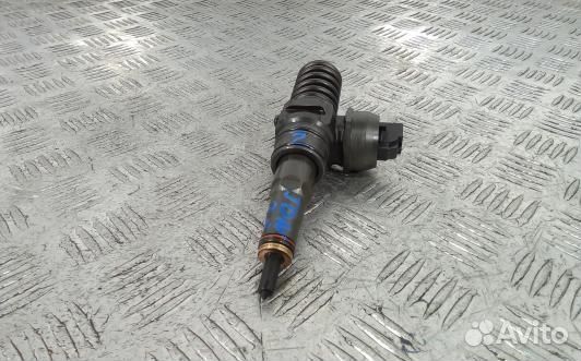 Форсунка дизельная volkswagen passat B6 (JDN26AL02