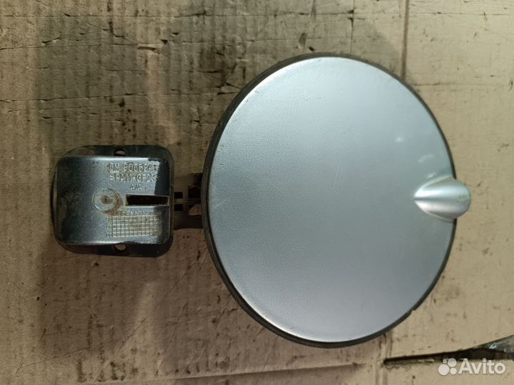 Лючок бензобака Opel Astra