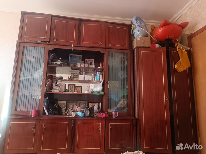 Стенка в гостиную