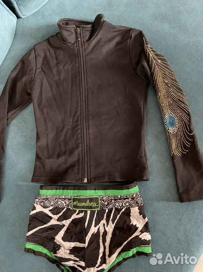 Кофта и шорты для тренировок по фигурному катанию