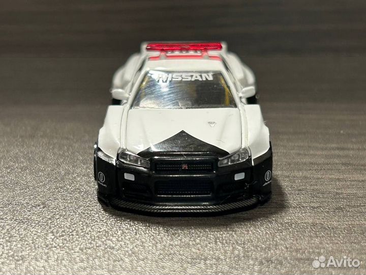 Nissan Skyline Gtr r 34 kaido House Mini gt 1:64