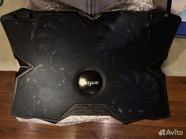 Подставка с охлаждением aceline ncj-0215