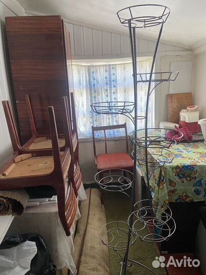 Подставка под цветы металлическая кованная