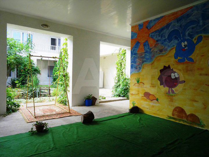 Комната 15 м² в > 9-к., 1/2 эт.