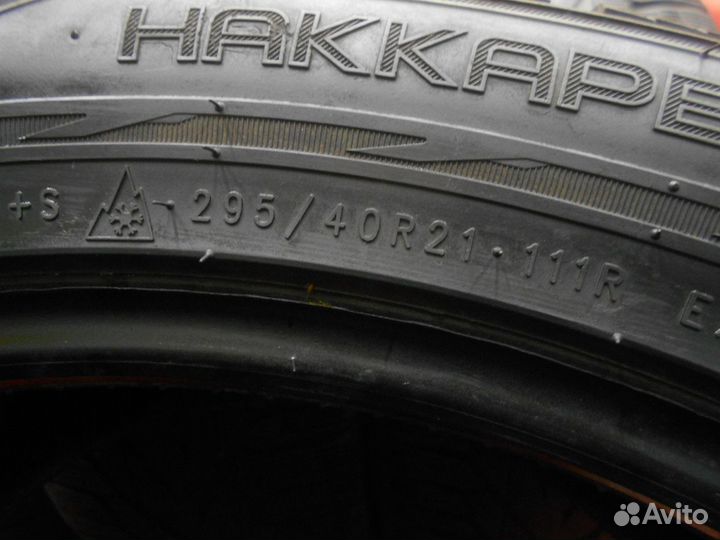 Nokian Tyres Hakkapeliitta R2 SUV 295/40 R21