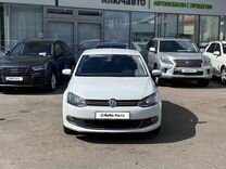 Volkswagen Polo 1.6 AT, 2015, 162 422 км, с пробегом, цена 977 000 руб.