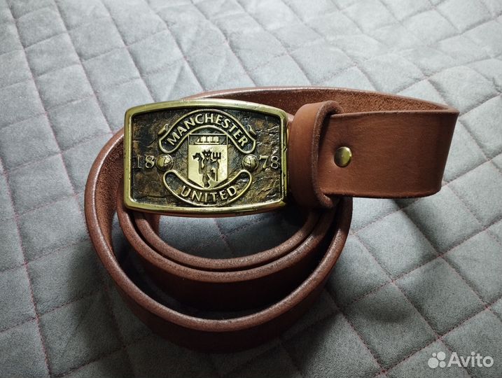 Пряжка бляха фк Манчестер Юнайтед