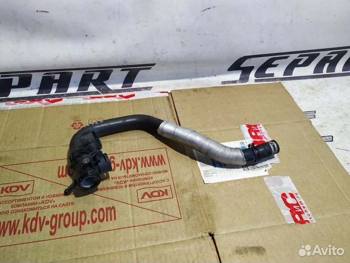 Тройник системы охлаждения Volkswagen Passat B6