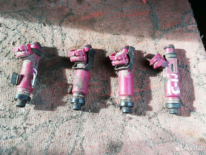 Рампа топливная форсунки Мазда 3