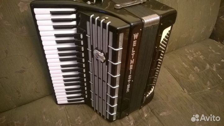 Аккордеон Weltmeister S 5. Готовый. 4/4