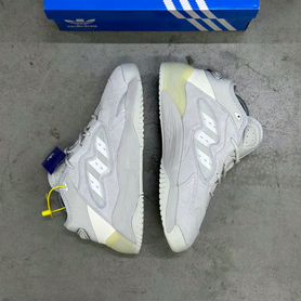 Кроссовки Adidas StreatBall