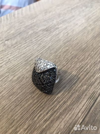 Серебряное кольцо