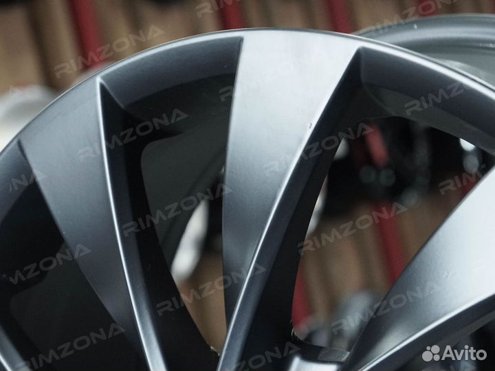 Литые диски R19 для Volkswagen. Арт2835