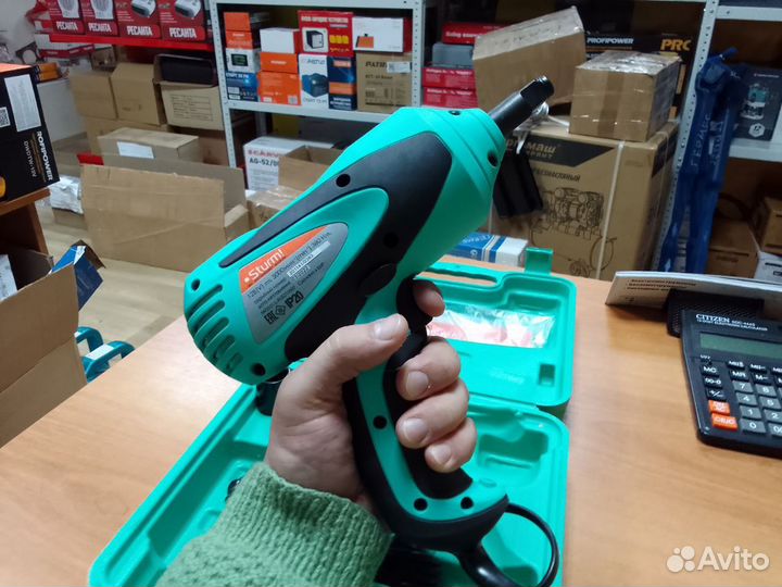 Электрический гайковерт 12В Sturm IW2101