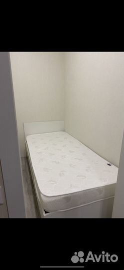 Продам кровать матрас в подарок