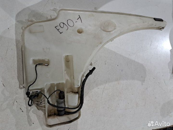 Бачок омывателя лобового стекла Bmw 3 Серия