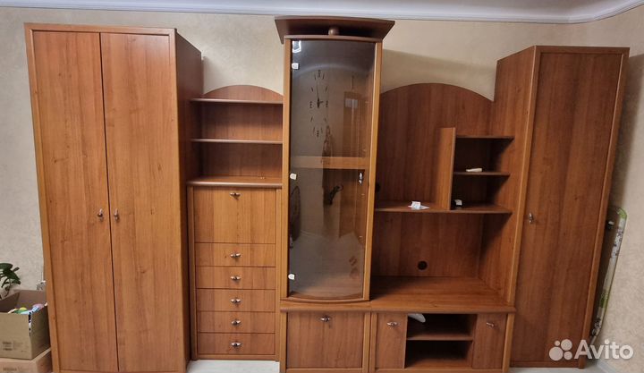 Стенка в гостиную со шкафом под тв бу