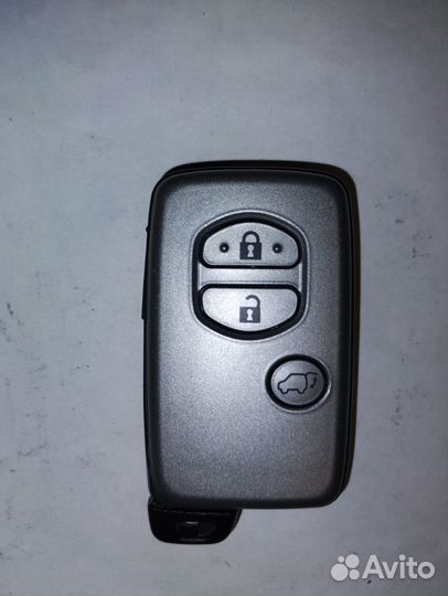 Ключ Toyota Land Cruiser 200 Оригинал