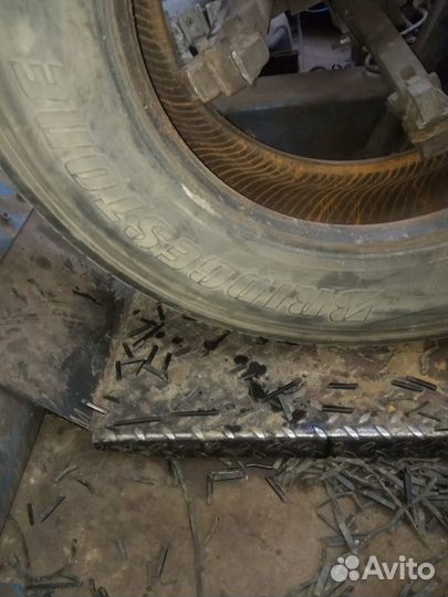 Bridgestone 315/70 R22.5