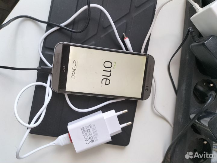 Samsung Galaxy A50, 4/64 ГБ