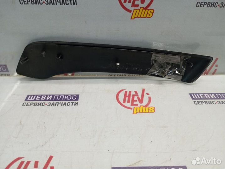 Накладка ручки двери задней левой Hummer H3