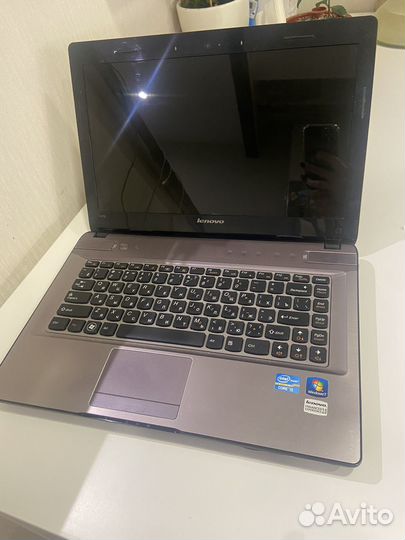 Ноутбук Lenovo