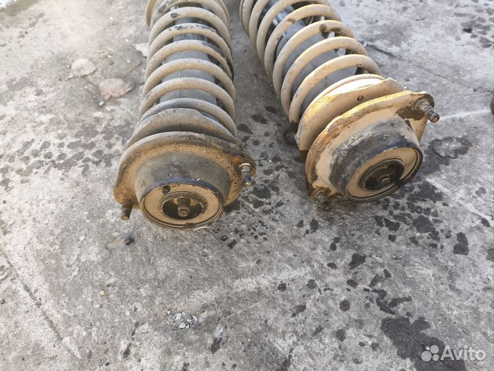 Передняя стойка всборе KIA avella