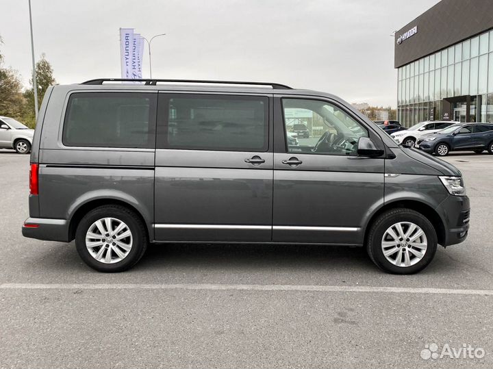 Volkswagen Multivan 2 AMT, 2018, 100 927 км