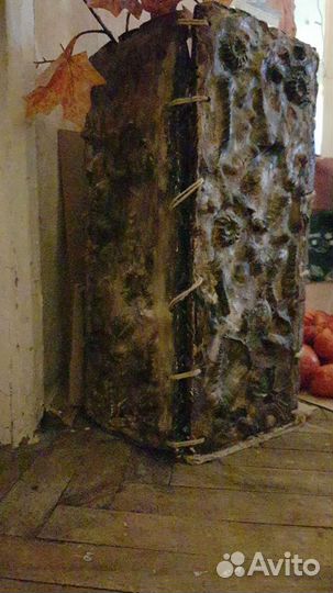 Большая ваза для интерьера