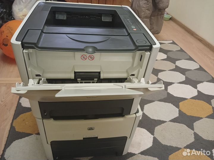 Принтер HP p2015dn