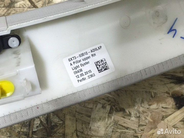 Обшивка стойки кузова передняя правая Jaguar Xe 1