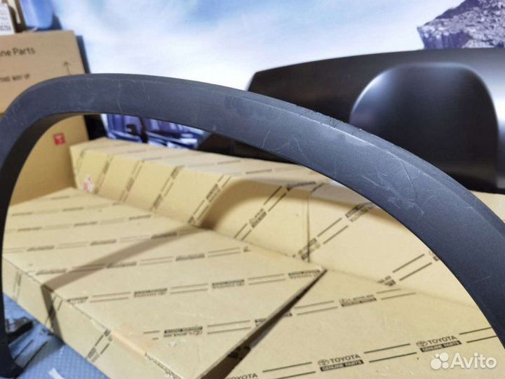 Расширитель крыла передний правый Lexus Rx 4