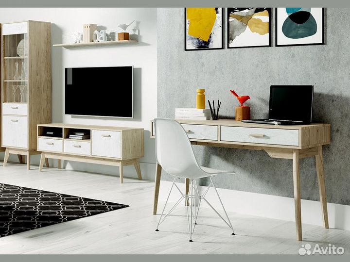 Новый Стол письменный 