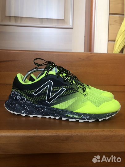 Кроссовки New balance 42р