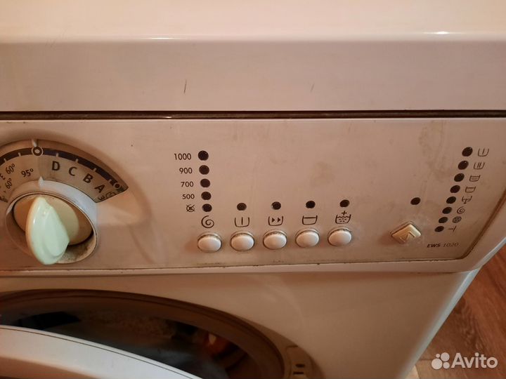 Стиральная машина Electrolux EWS 1020