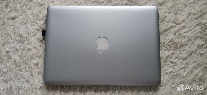 Ноутбук Apple MacBook Pro (13-inch, 2011 г.) i5