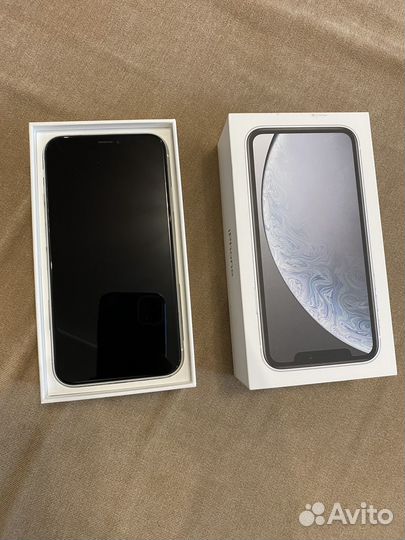 iPhone Xr, 64 ГБ