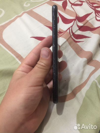 Мобильные телефоны бу iPhone 7 на запчасти