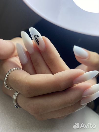 Маникюр, наращивание ногтей