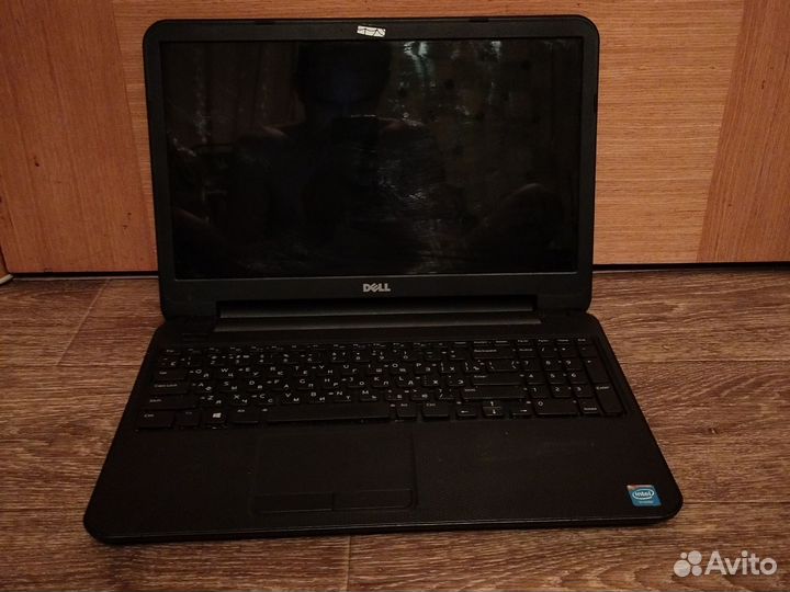 Dell p28f