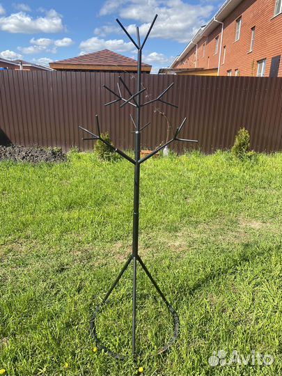 Вешалка для одежды напольная