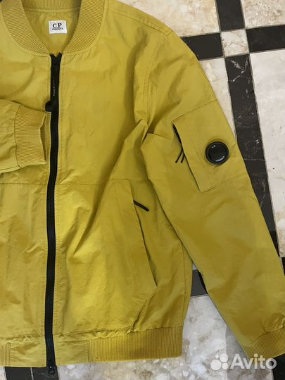 Cp company бомбер оригинал