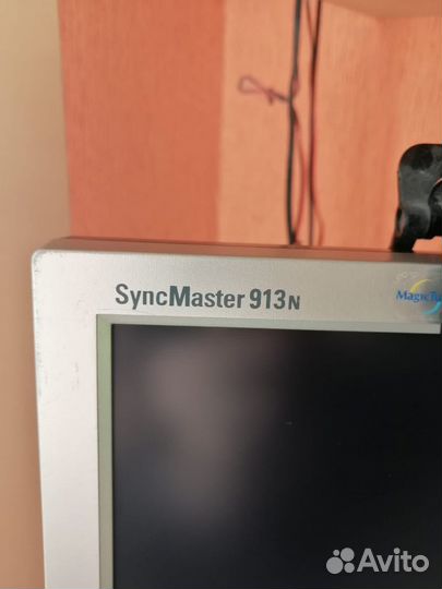Монитор Samsung syncmaster 913N