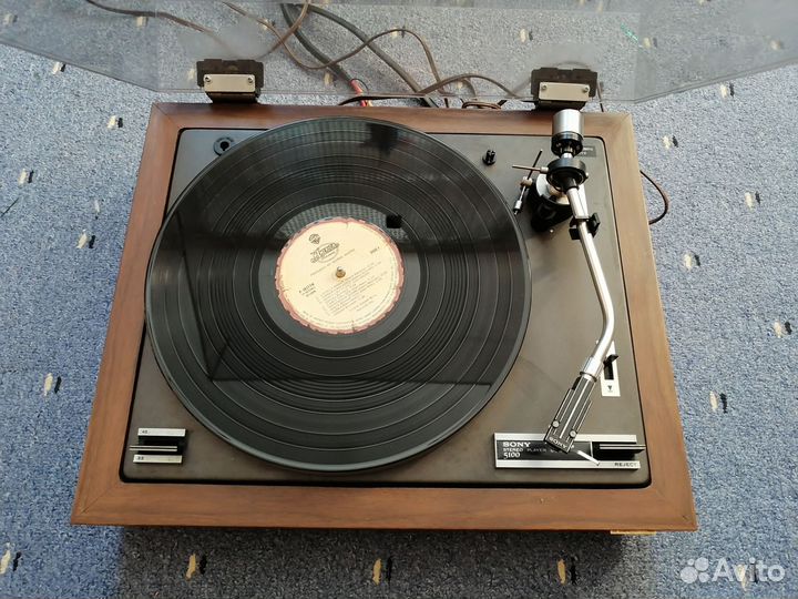 Проигрыватель винила sony
