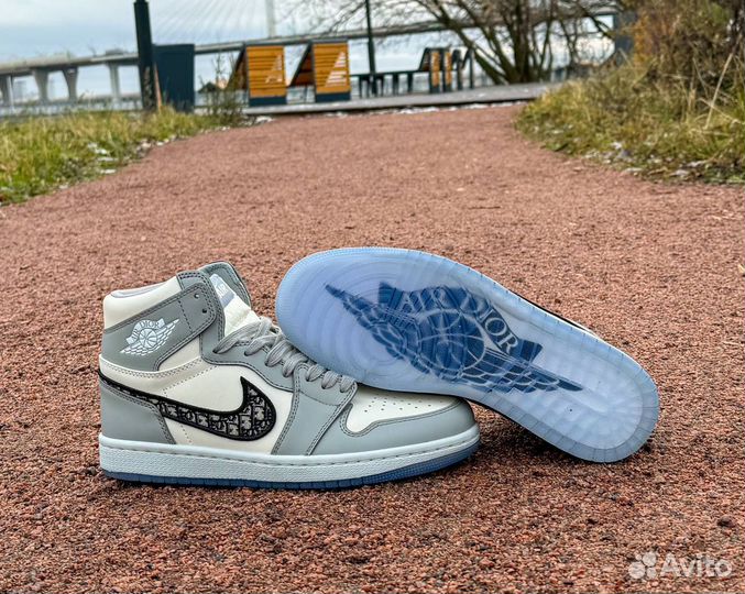 Nike Air Jordan 1 Retro High Dior