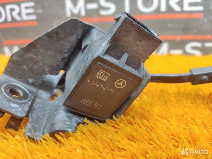 Датчик высоты дорожного просвета задний