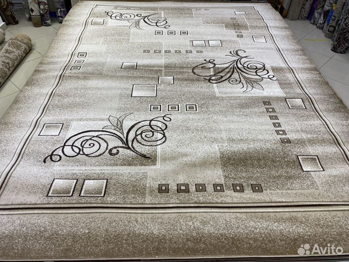 Ковер размером : 3.0х4.0 (№ 22309) новый