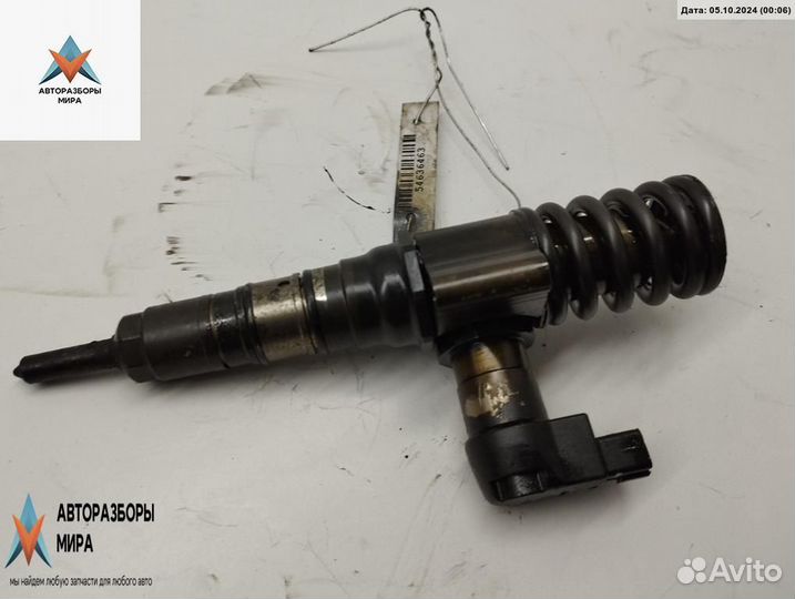 Форсунка Audi A4 B7 2007 03G130073M