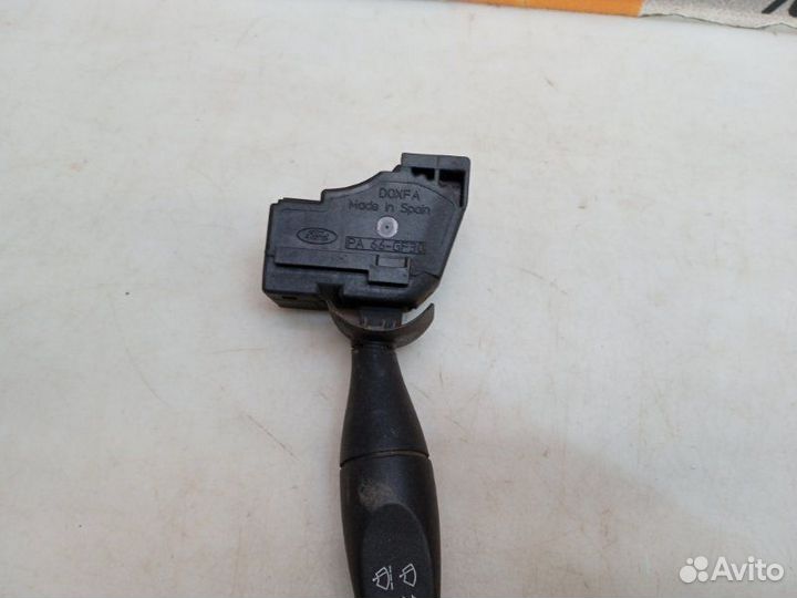 Переключатель стеклоочистителей Ford Focus 1 1.6